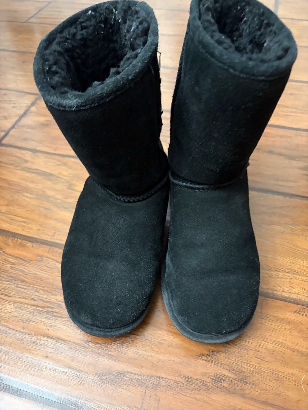 BearPaw Black Women's Winter Shearling Boots Size 7